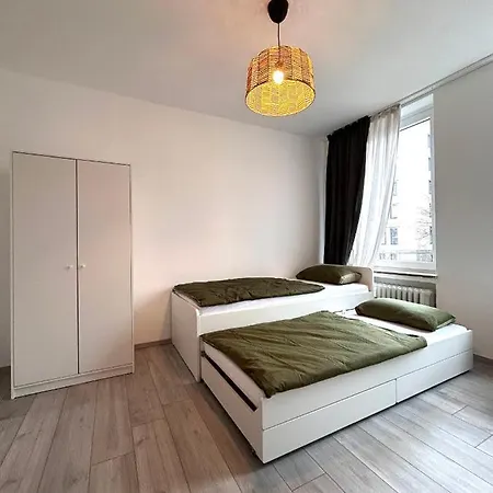 93qm-4 Rooms-wifi-city Centre Apartment *
