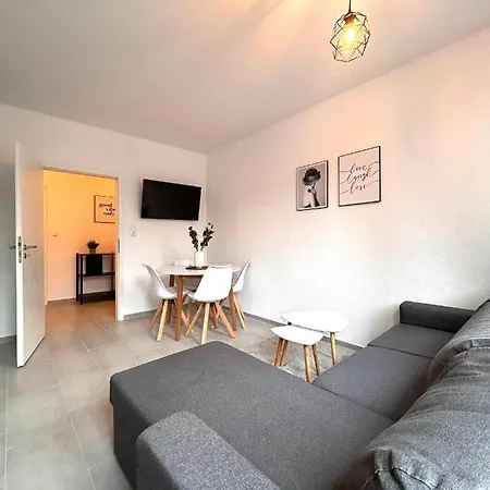 Apartmán 93qm-4 Rooms-wifi-city Centre