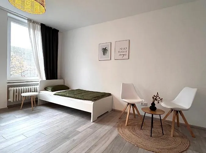 93qm-4 Rooms-wifi-city Centre Apartman *